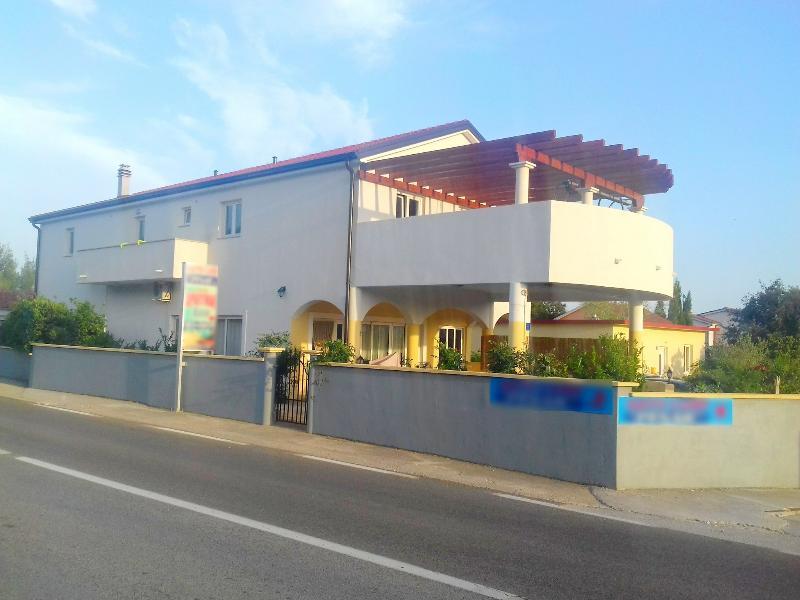 Apartments Bucic Zadar Bagian luar foto